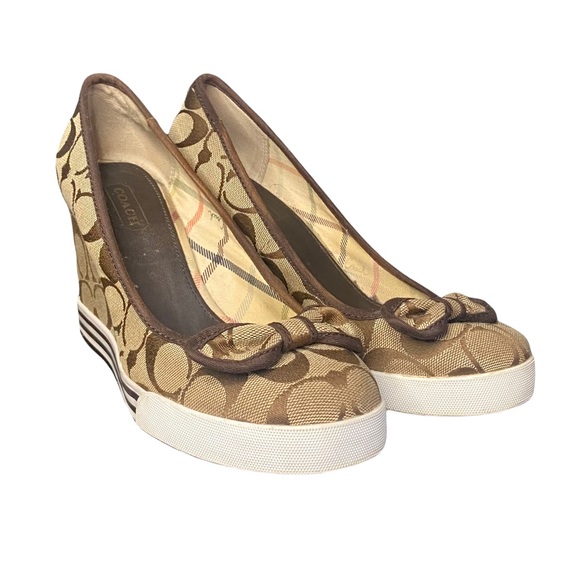 Coach Sweetie Wedge - Picture 1 of 16